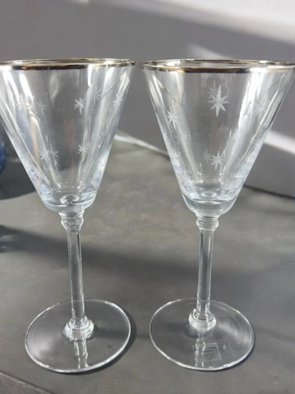 Star Etched Cocktail Glasses with Gold Rim - Clear (Set of 2)
